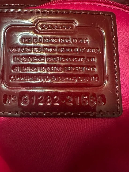 Coach Poppy Glossy Patent Leather Slim Shoulder Bag in Burgundy with Gold Chain - Picture 6 of 13